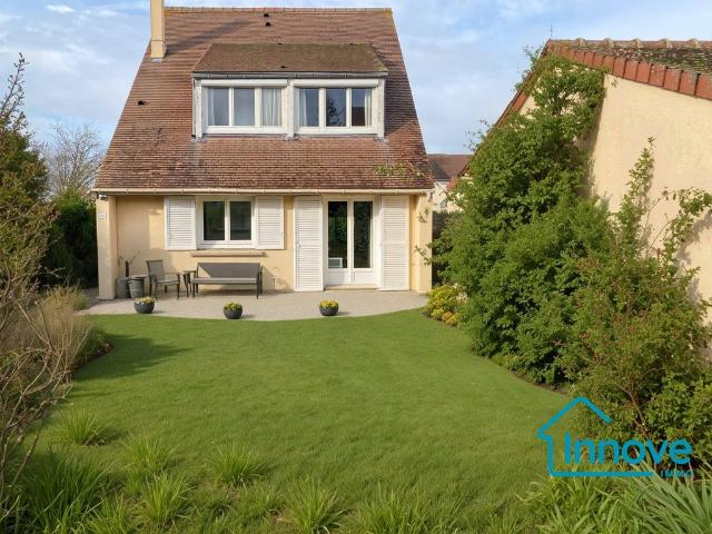 Maison de luxe 5 chambres en vente à Noisy le Roi, France