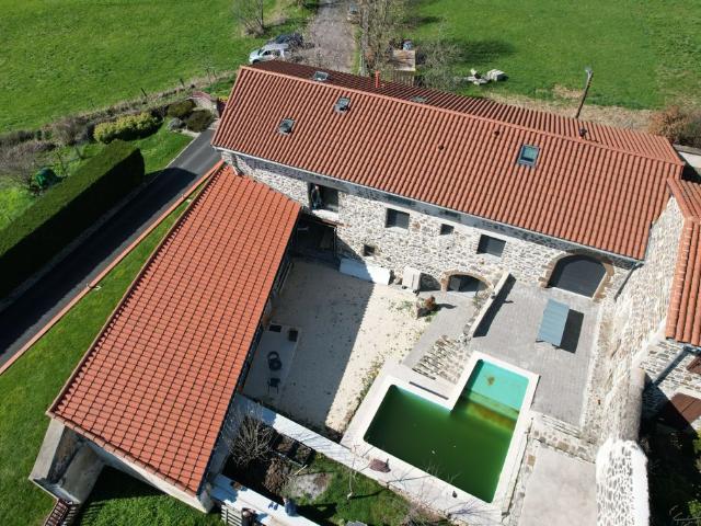 Maison de luxe 5 chambres en vente à Polignac, Auvergne Rhône Alpes