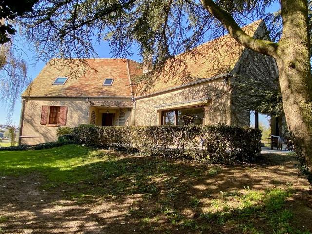 Maison de 5 chambres de luxe en vente à Arnouville lès Mantes, Île de France