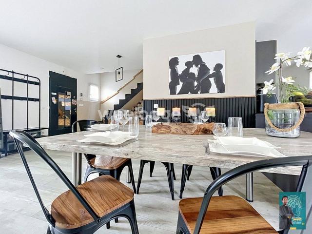 Maison de luxe 5 chambres en vente à Vauréal, France