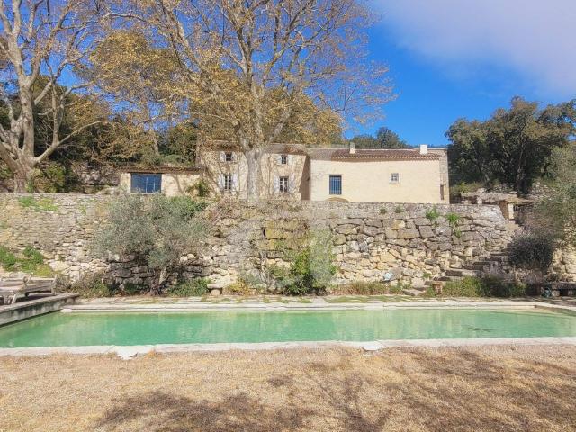 Maison de luxe 6 chambres en vente à Grignan, Auvergne Rhône Alpes