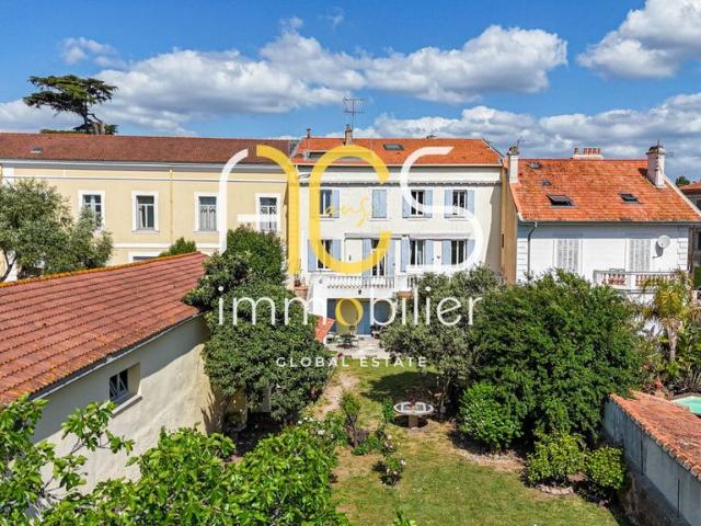 Maison de luxe 6 chambres en vente à Fréjus, France