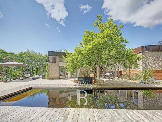 Maison de luxe 6 chambres en vente à Jouy en Josas, France