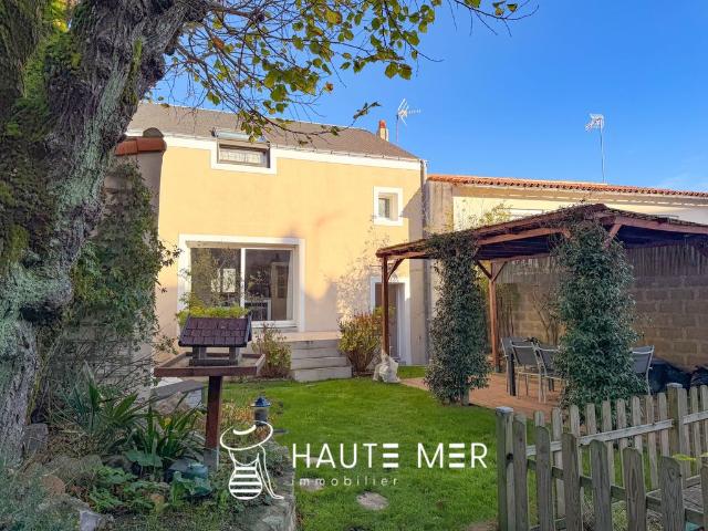 Maison de luxe 6 chambres en vente à Les Sables d'Olonne, Pays de la Loire