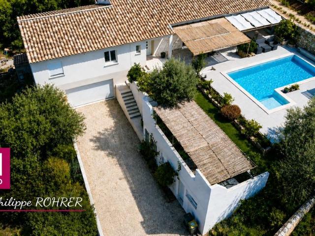 Maison de luxe 6 chambres en vente à Sainte Anastasie sur Issole, Provence Alpes Côte d'Azur