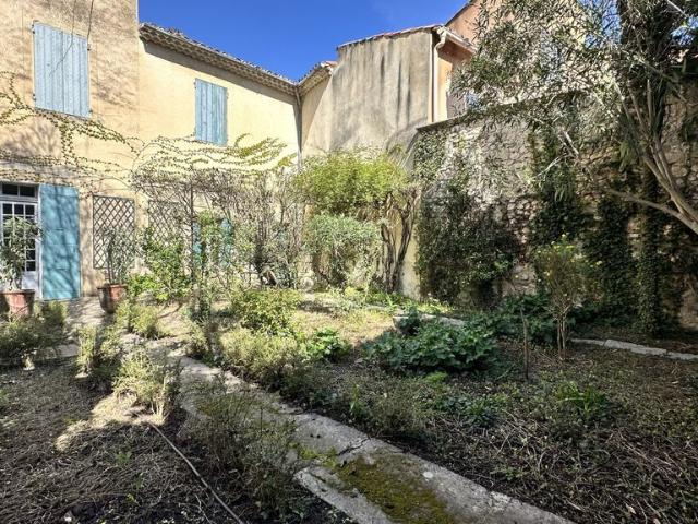Maison de luxe 6 chambres en vente à Pernes les Fontaines, Provence Alpes Côte d'Azur
