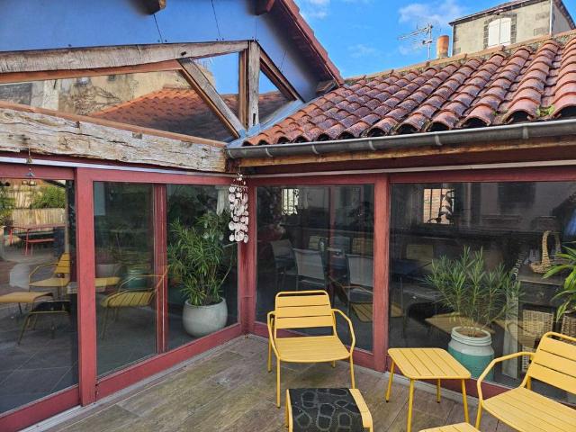 Maison de luxe 6 chambres en vente à Riom, France