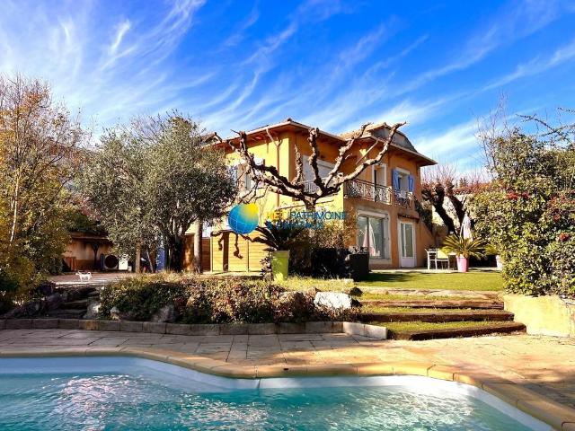 Maison de luxe 7 chambres en vente à Marseille, Provence Alpes Côte d'Azur
