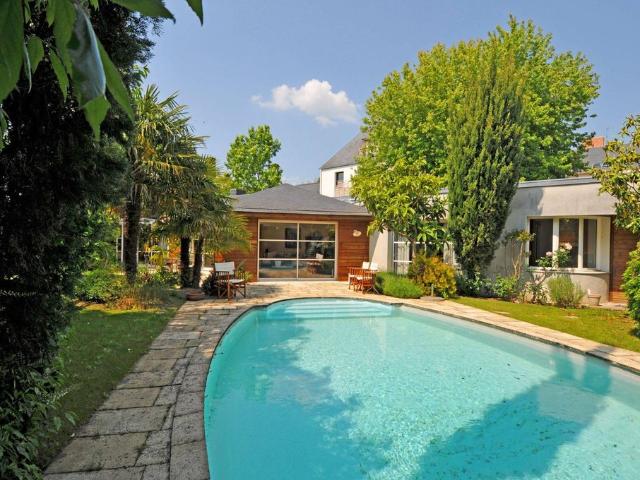 Maison de luxe 7 chambres en vente à Nantes, Pays de la Loire