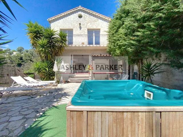 Maison de luxe 7 chambres en vente à Nice, France