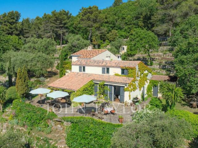 Maison de luxe 8 chambres en vente à Grasse, Provence Alpes Côte d'Azur