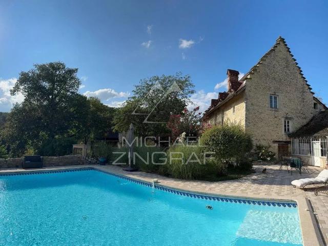 Maison de luxe 8 chambres en vente à Morestel, Auvergne Rhône Alpes