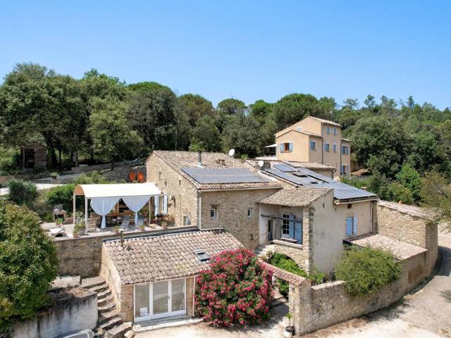 Maison de luxe 8 chambres en vente à Saint Michel d'Euzet, Occitanie