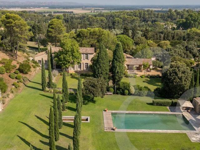 Maison de luxe 8 chambres en vente à Saint Rémy de Provence, France