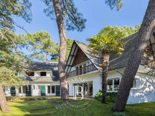 Maison de luxe 9 chambres en vente à La Baule Escoublac, France