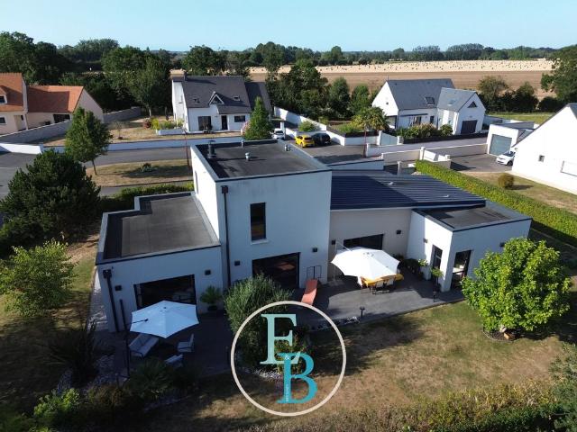 Maison de luxe 3 chambres en vente à Cabourg, France