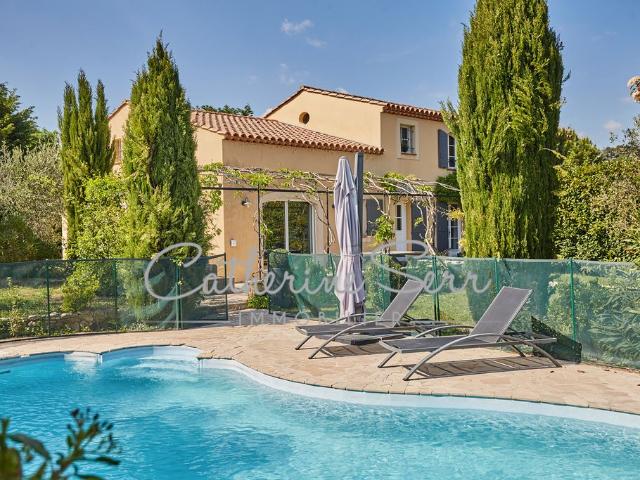 Maison de luxe 3 chambres en vente à Aix en Provence, Provence Alpes Côte d'Azur
