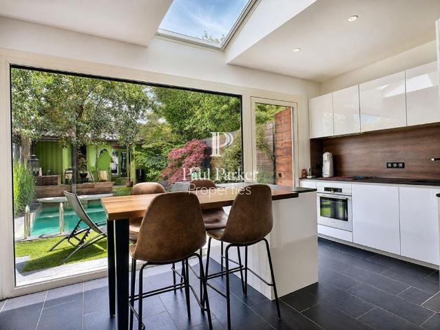 Maison de luxe 3 chambres en vente à Bordeaux, France