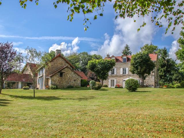 Maison de luxe 3 chambres en vente à Flayat, France