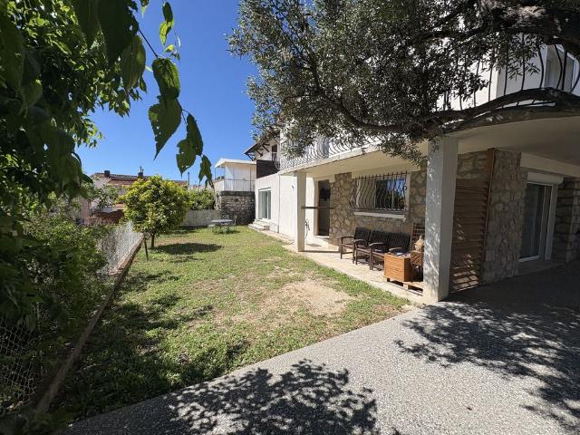 Maison de luxe 3 chambres en vente à Ollioules, Provence Alpes Côte d'Azur
