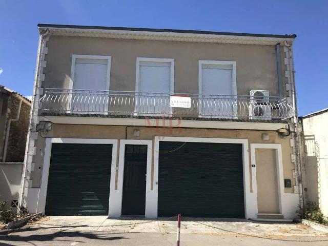 Maison de luxe 3 chambres en vente à Le Puy Sainte Réparade, France