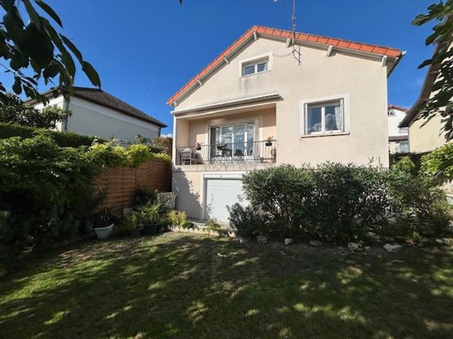 Maison de luxe 3 chambres en vente à Sucy en Brie, France