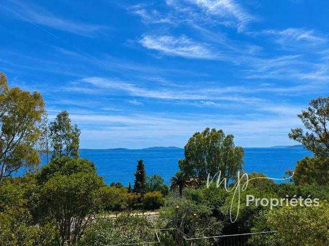 Maison de luxe 3 chambres en vente à Rayol Canadel sur Mer, France
