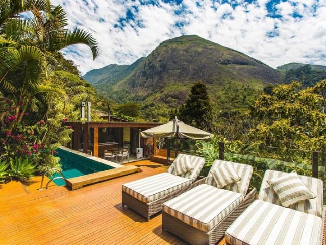 Maison de luxe dans les montagnes à Itaipava