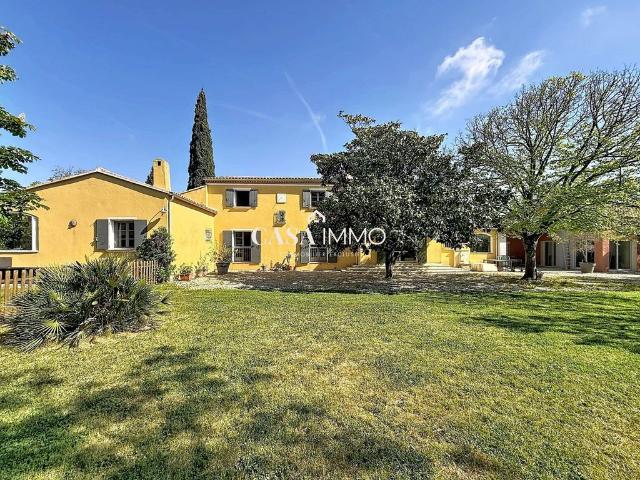Maison de luxe de 440 m2 en vente Hyères, France