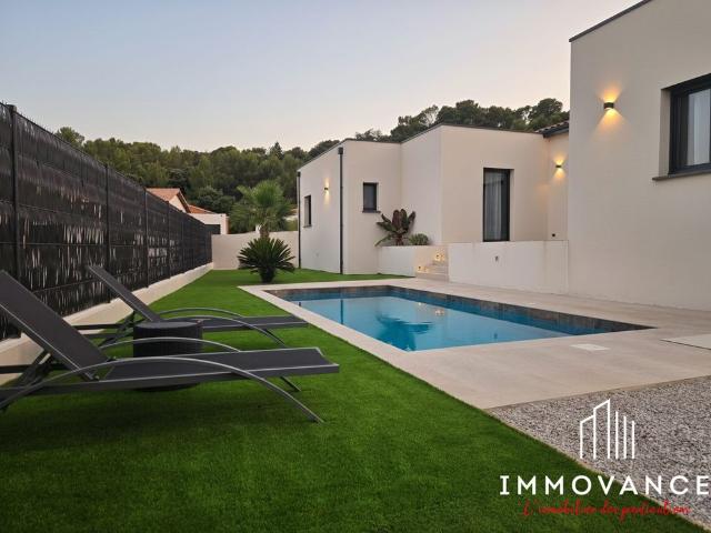 Maison de luxe de 4 chambres en vente à Clermont l'Hérault, France