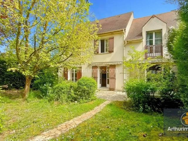 Maison de luxe de 4 chambres en vente à Bondoufle, Île de France