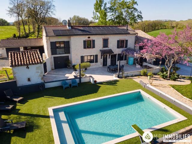 Maison de luxe de 4 chambres en vente à Fauch, Occitanie