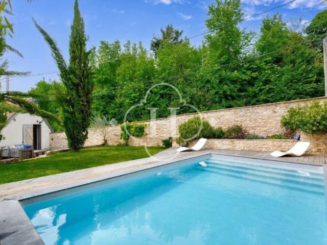 Maison de luxe de 4 chambres en vente à Jumeauville, Île de France
