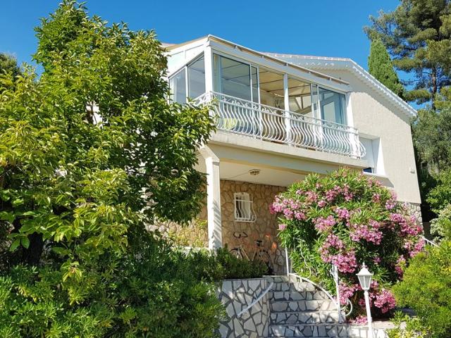 Maison de luxe de 4 chambres en vente à Ollioules, Provence Alpes Côte d'Azur