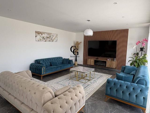 Maison de luxe de 4 chambres en vente à Les Sorinières, France