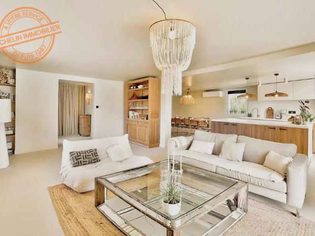 Maison de luxe de 4 chambres en vente à Limonest, Auvergne Rhône Alpes