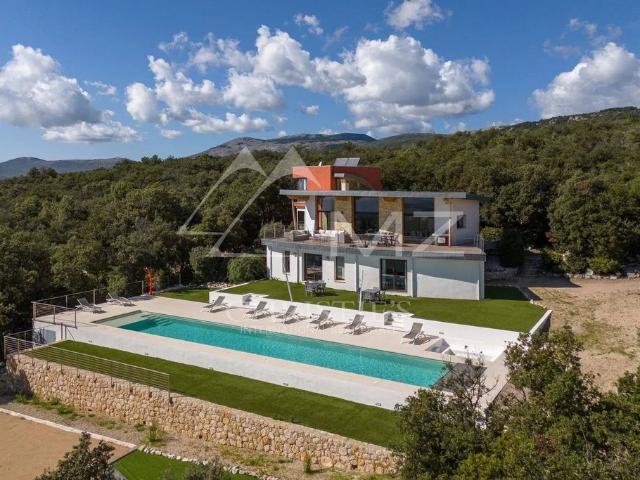 Maison de luxe de 4 chambres en vente à Mons, Provence Alpes Côte d'Azur