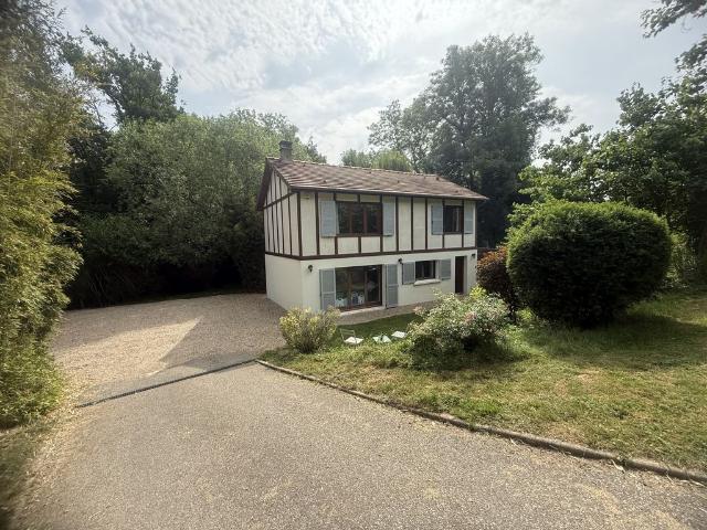 Maison de luxe de 4 chambres en vente à Montainville, Île de France
