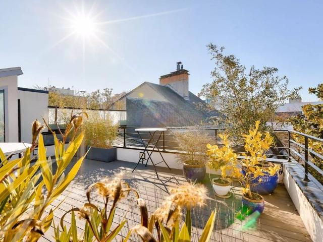 Maison de luxe de 4 chambres en vente à Montparnasse, Alésia, Montsouris, France