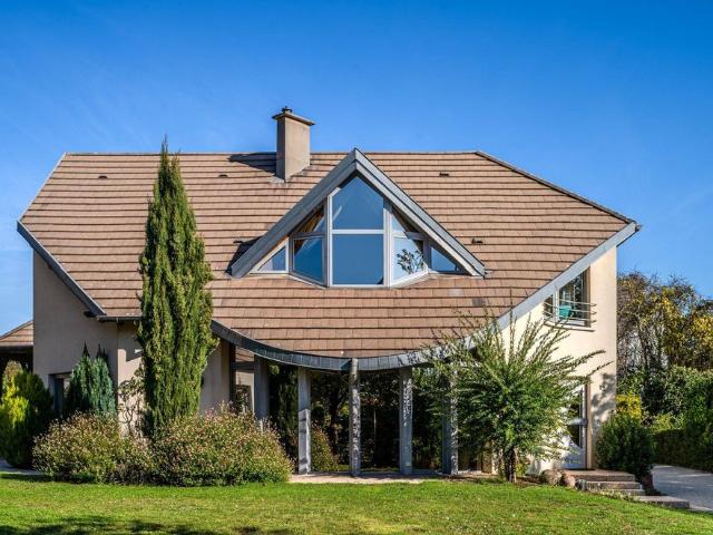 Maison de luxe de 4 chambres en vente à Strasbourg, France