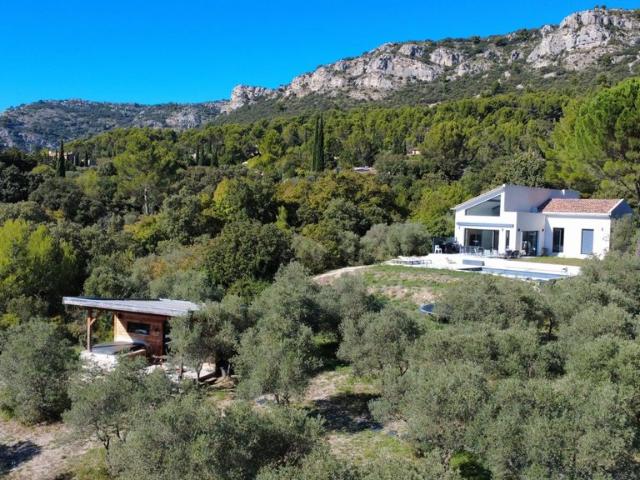 Maison de luxe de 4 chambres en vente à Vauvenargues, Provence Alpes Côte d'Azur