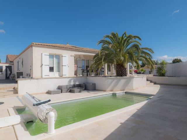 Maison de luxe de 4 pièces en vente à Margon, Occitanie