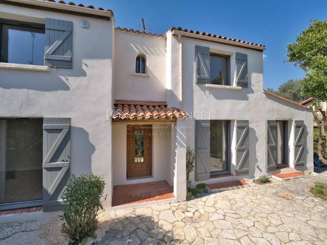 Maison de luxe de 4 pièces en vente à Montpellier, France