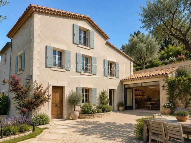 Maison de luxe de 4 pièces en vente à Mouans Sartoux, France