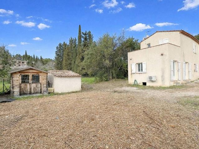 Maison de luxe de 4 pièces en vente à Aix en Provence, France