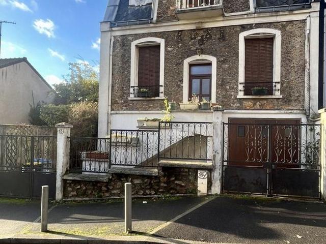 Maison de luxe de 4 pièces en vente à Bagnolet, Île de France