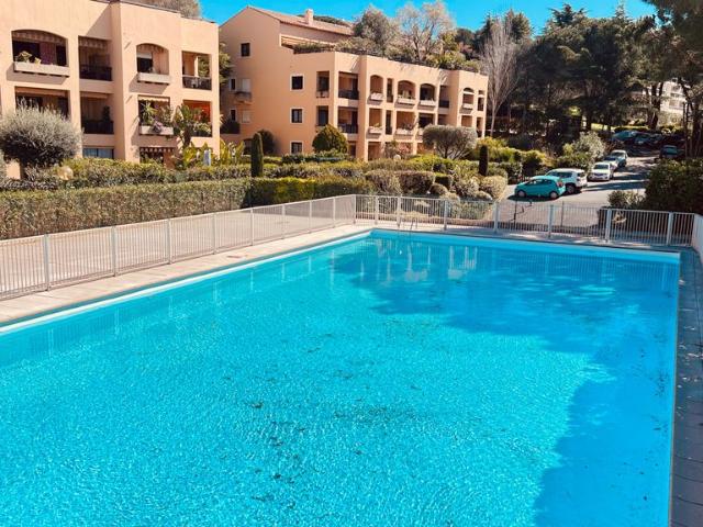 Maison de luxe de 4 pièces en vente à Cannes, Provence Alpes Côte d'Azur