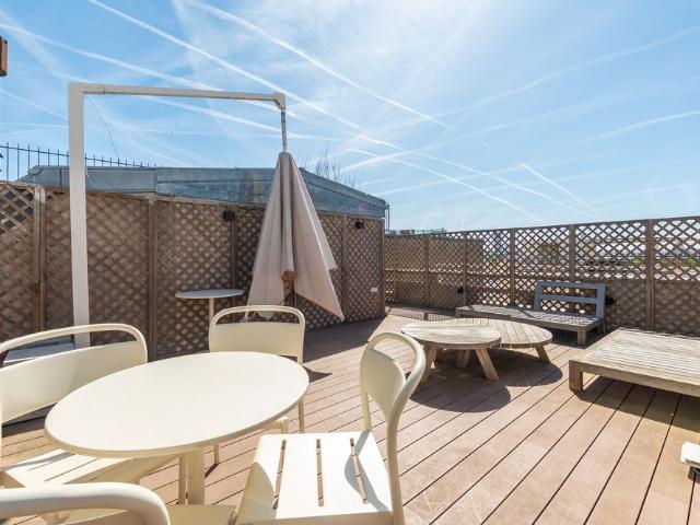 Maison de luxe de 4 pièces en vente à Champs Elysées, Madeleine, Triangle d’or, Paris, Île de France