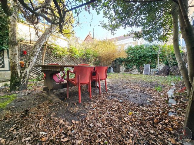 Maison de luxe de 4 pièces en vente à Fontenay sous Bois, France