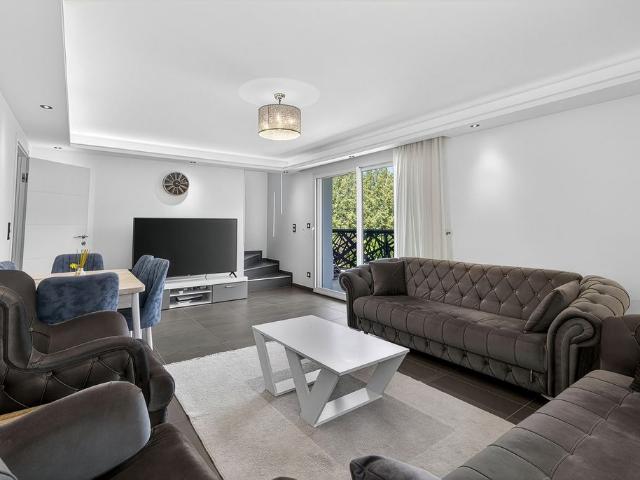 Maison de luxe de 4 pièces en vente à Grésy sur Aix, France